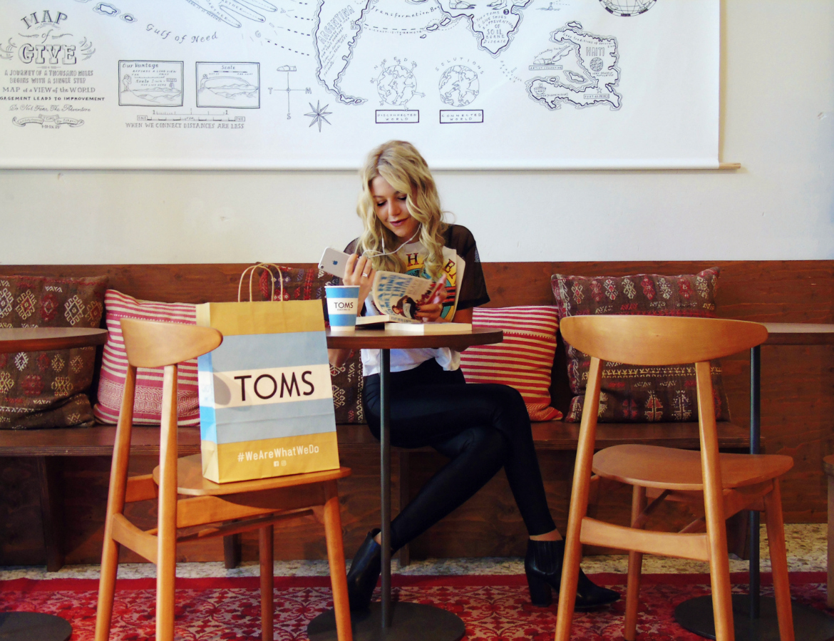 10-Toms flagship store - athens- toms shoes- toms store athens- toms flats- for one- athens- fashion- thisissivylla-this sivylla- sivylla - This is Sivylla